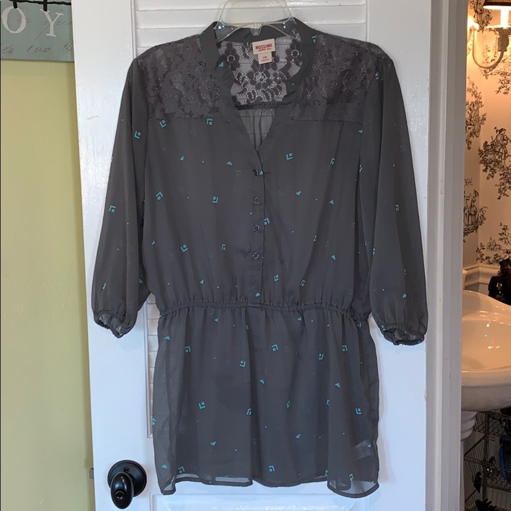 Mossimo gray blouse